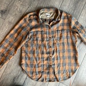 Woolrich shirt size Medium women's cotton button up gray and yellow